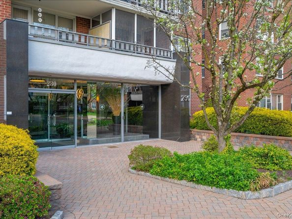 230 Garth Road 7D1, Scarsdale NY 10583