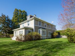 80 Lewis Street, Southampton NY 11968