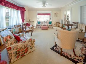 80 Lewis Street, Southampton NY 11968