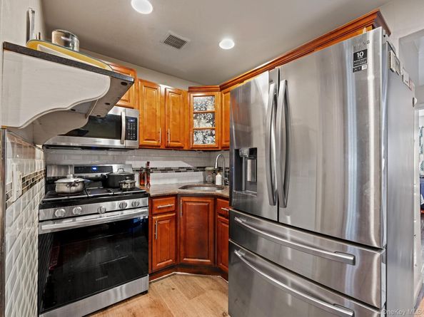 710 Saint Ouen Street, Bronx NY 10470
