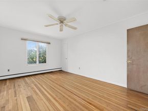23 Pell Terrace, Garden City NY 11530