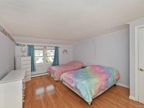 275 36th Street, Lindenhurst NY 11757