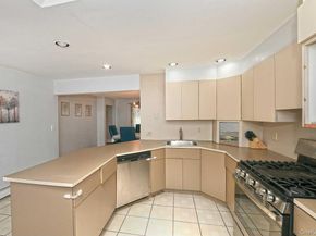 275 36th Street, Lindenhurst NY 11757