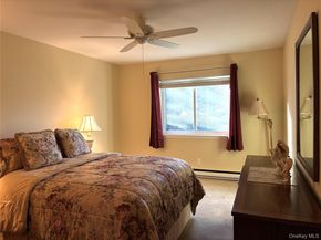 707 Bentley Court, Saint James NY 11780