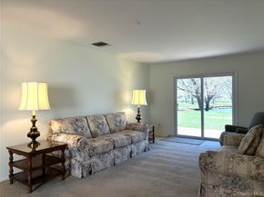 707 Bentley Court, Saint James NY 11780