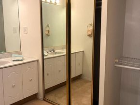 707 Bentley Court, Saint James NY 11780