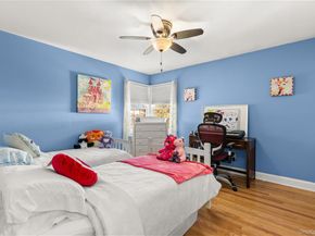 40 Wagstaff Lane, West Islip NY 11795