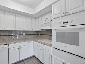 51 Jefferson Oval F, Yorktown Heights NY 10598