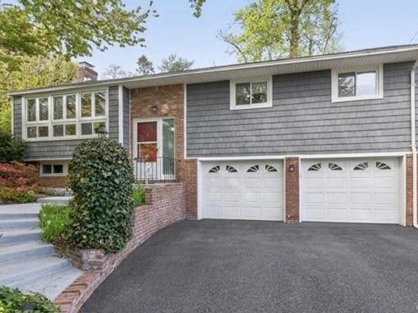8 Glen Lane, Glenwood Landing NY 11547