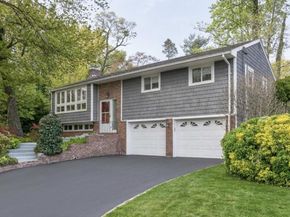 8 Glen Lane, Glenwood Landing NY 11547