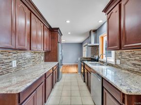 10 Winnetica Lane, East Islip NY 11730