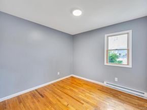 10 Winnetica Lane, East Islip NY 11730