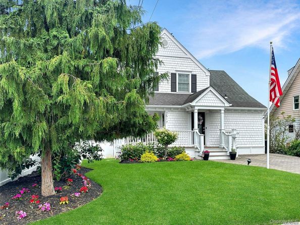 2517 Rockville Centre Parkway, Oceanside NY 11572