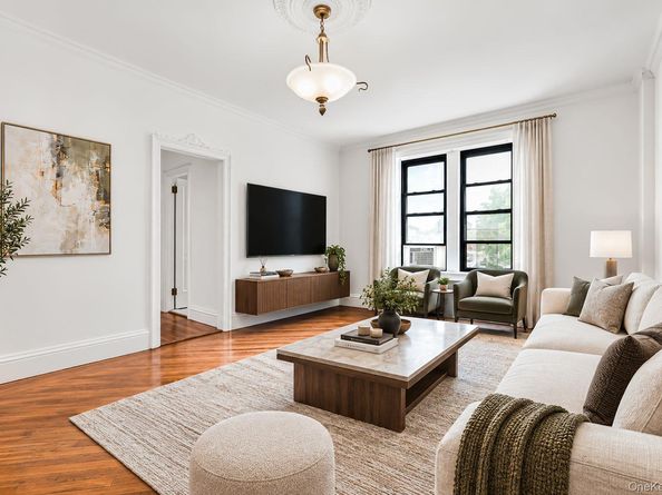 78-14 Austin Street 3F, Forest Hills NY 11375