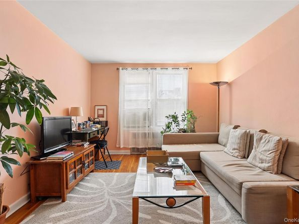 33-26 92nd Street 6R, Jackson Heights NY 11372