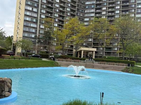 1 Bay Club Drive 11J, Bayside NY 11360