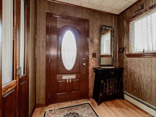 1815 Meadowbrook Road, Merrick NY 11566