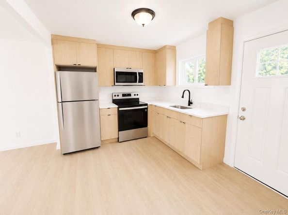 818 Meade Avenue, Bellport NY 11713