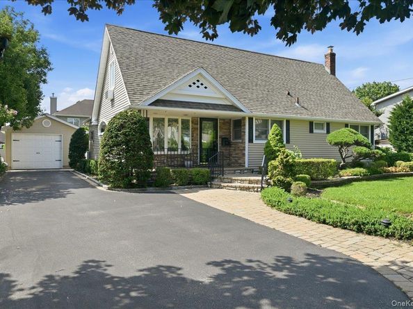 672 Westbury Avenue, Westbury NY 11590