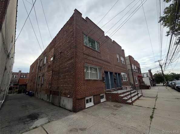 29-27 200th Street, Bayside NY 11360