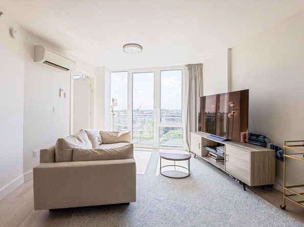 733 OCEAN Parkway 9B, Brooklyn NY 11230