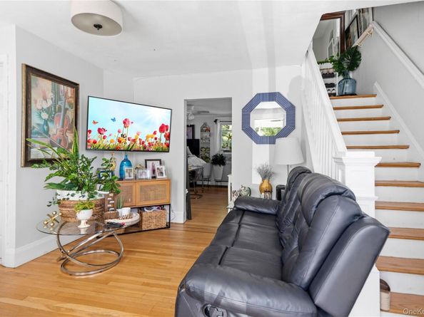 194 Woodfield Road, West Hempstead NY 11552