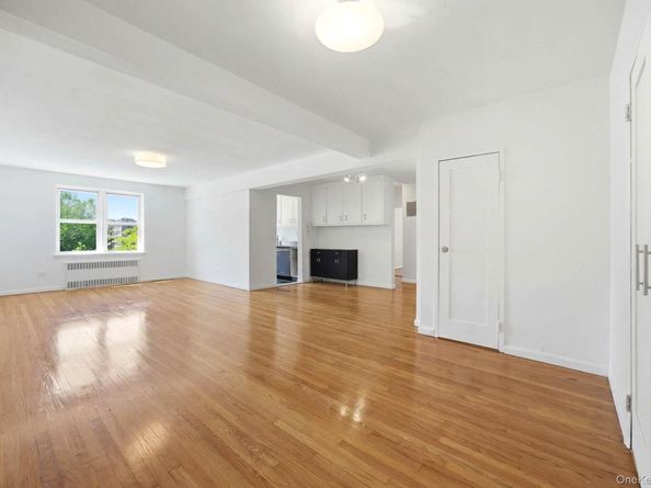 800 Grand Concourse 2DN, Bronx NY 10451
