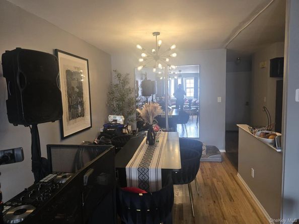 8911 Pontiac Street, Queens Village NY 11427