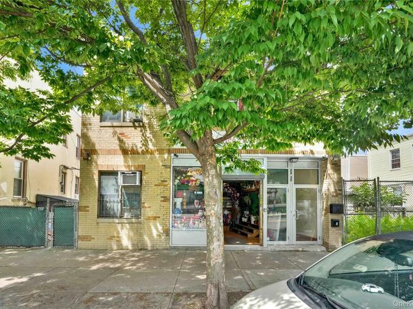 73-35 Myrtle Avenue, Glendale NY 11385