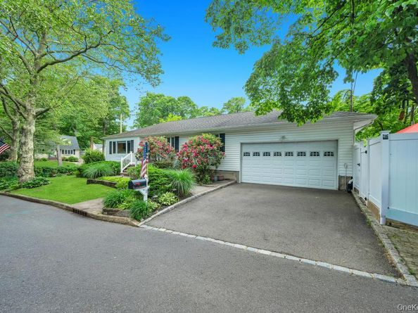 1 Pioneer Boulevard, Huntington Station NY 11746