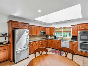 34 Aberdeen Road, Smithtown NY 11787
