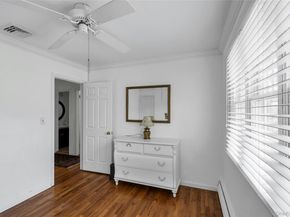34 Aberdeen Road, Smithtown NY 11787