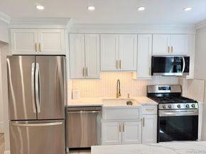 1271 California Road D3, Eastchester NY 10709