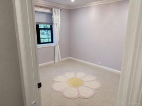 1271 California Road D3, Eastchester NY 10709