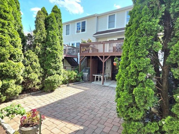 667 Plaza Avenue, Mamaroneck NY 10543