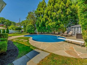 96 Eagle Lane, Hauppauge NY 11788