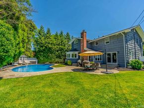 96 Eagle Lane, Hauppauge NY 11788