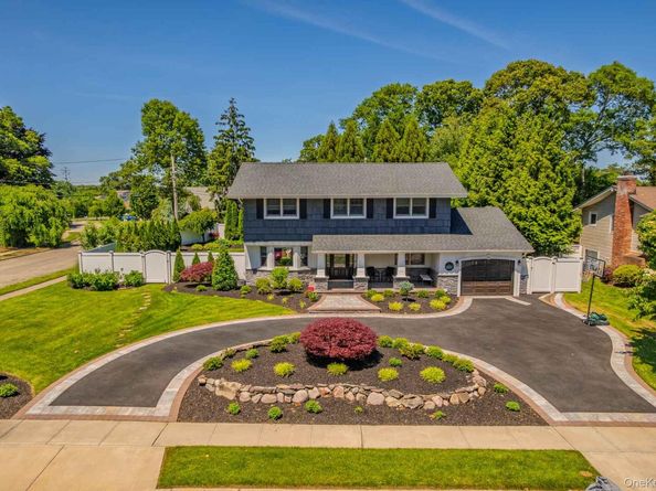 96 Eagle Lane, Hauppauge NY 11788