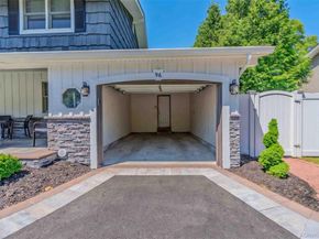 96 Eagle Lane, Hauppauge NY 11788