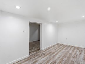 6089 54th Street, Maspeth NY 11378