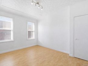 6089 54th Street, Maspeth NY 11378