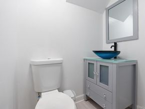 6089 54th Street, Maspeth NY 11378