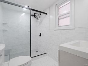 6089 54th Street, Maspeth NY 11378