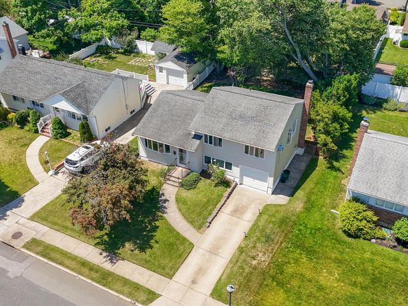 3547 Northview Avenue, Wantagh NY 11793