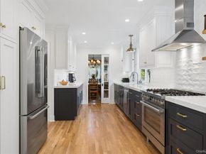 16 Union Avenue, Center Moriches NY 11934