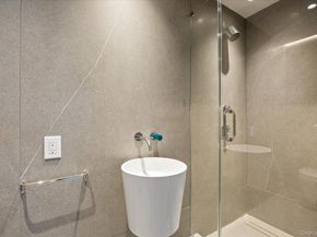 1 Foxwood Road, Great Neck NY 11024
