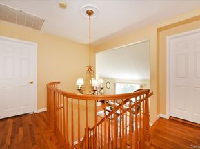 22 Chatham Road, Commack NY 11725