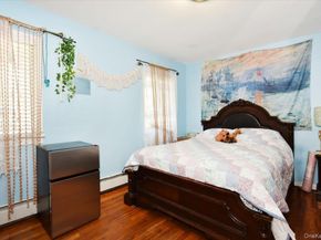 22 Chatham Road, Commack NY 11725