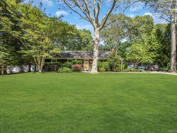 530 Woodcliff Drive, Mattituck NY 11952