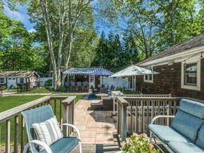 530 Woodcliff Drive, Mattituck NY 11952